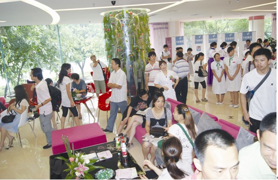 ‘xiongmao体育’我是医美署理,怎么赚钱(图2) panda sports