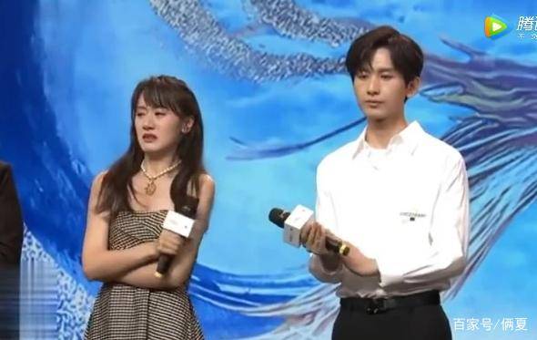 心疼《琉璃》司凤饰演者成毅 戏里戏外都是背锅侠-panda sports(图1)
心疼《琉璃》司凤饰演者成毅 戏里戏外都是背锅侠-panda sports(图1)