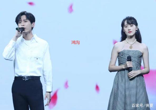 心疼《琉璃》司凤饰演者成毅 戏里戏外都是背锅侠-panda sports(图5)
心疼《琉璃》司凤饰演者成毅 戏里戏外都是背锅侠-panda sports(图5)