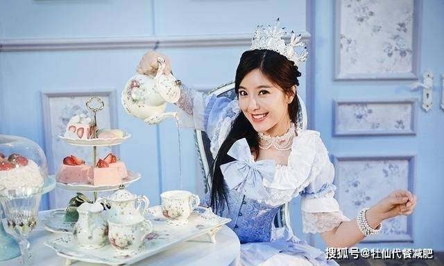 panda sports|
赵奕欢曾被嫌弃太胖,偷吃减肥药在街上晕倒,现身材火辣惹人羡慕(图3) panda sports|
赵奕欢曾被嫌弃太胖,偷吃减肥药在街上晕倒,现身材火辣惹人羡慕(图3)