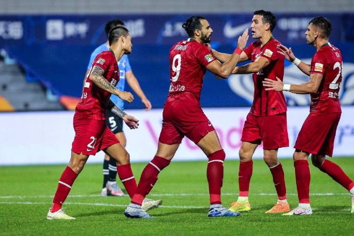 “熊猫体育”
今晚！中超战2场 申花+苏宁隔空暗战！让路天下足球 央视这样直播(图3)